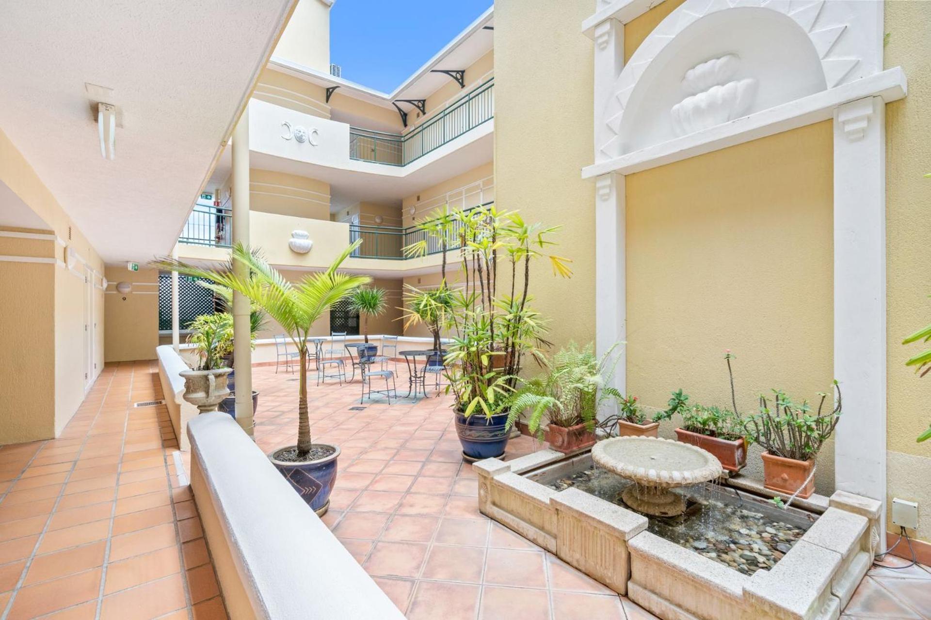 Stylish Cbd Retreat - 8 Il Palazzo Apartment Cairns Exterior photo